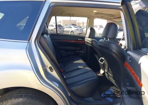 2011 Subaru Outback 2.5I Limited z USA, uszkodzony, nr VIN 4S4BRCKC3B3329408